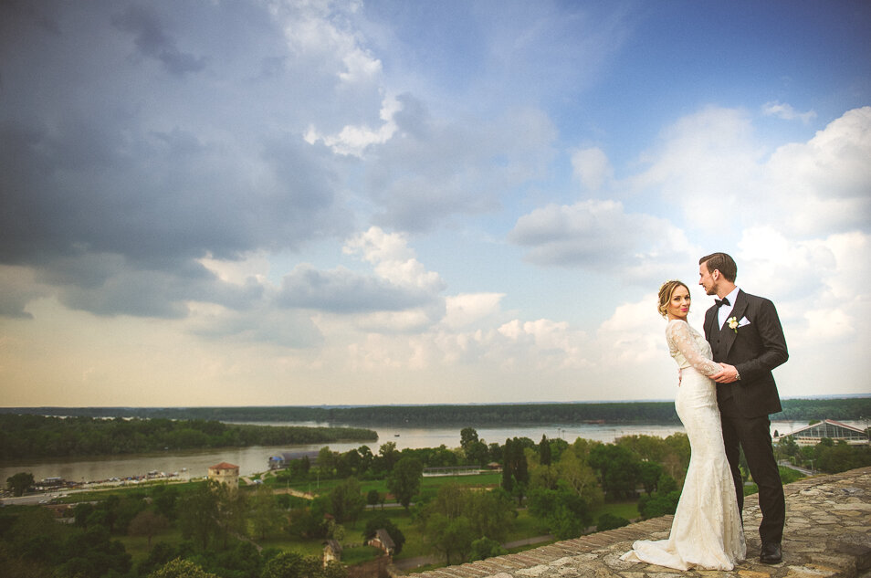 Bela žurka na Savi — dan pre venčanja