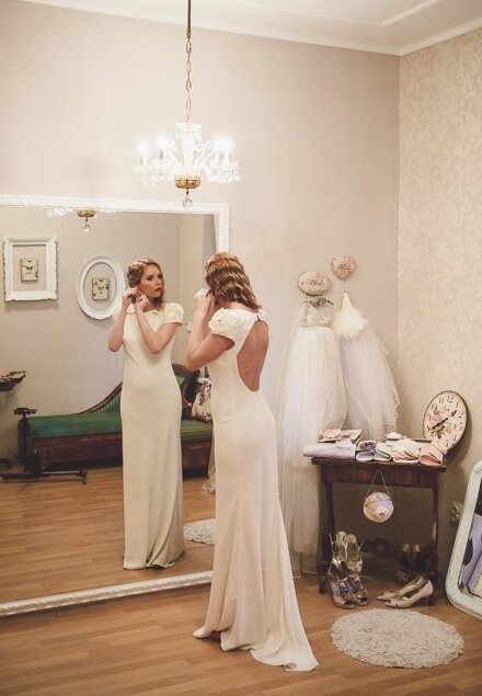 Dijana, elegantni portret