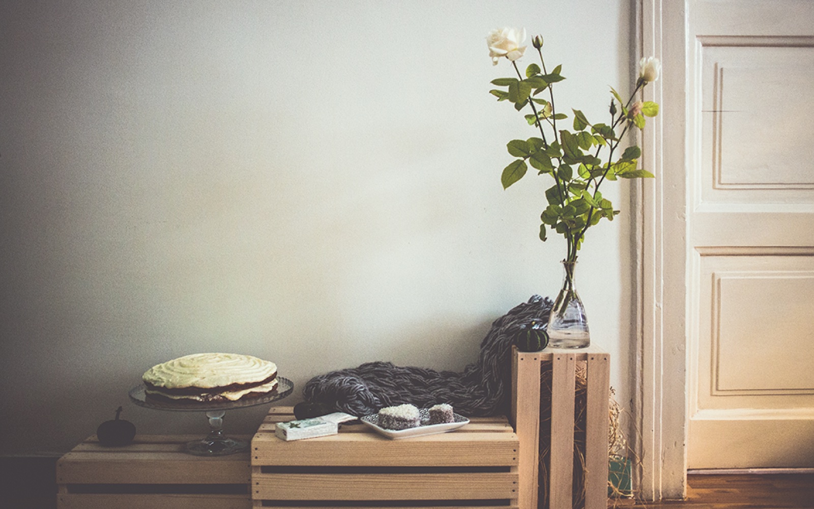 Ivana u svilenom ogrtaču — meka svetlost