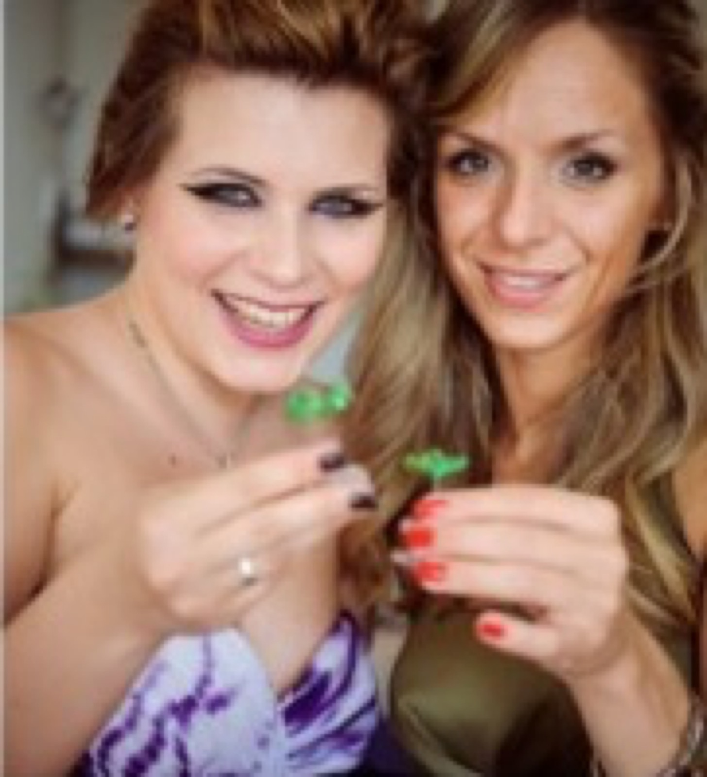 Detelina sa četiri lista — poklon za kume