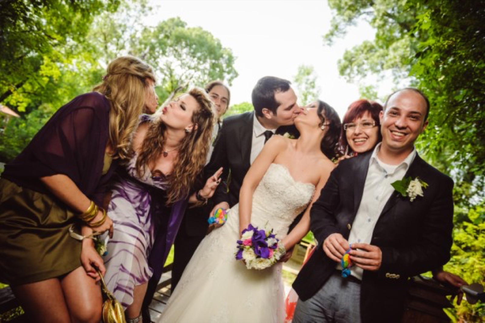 Milica i Nikola zajedno u bašti