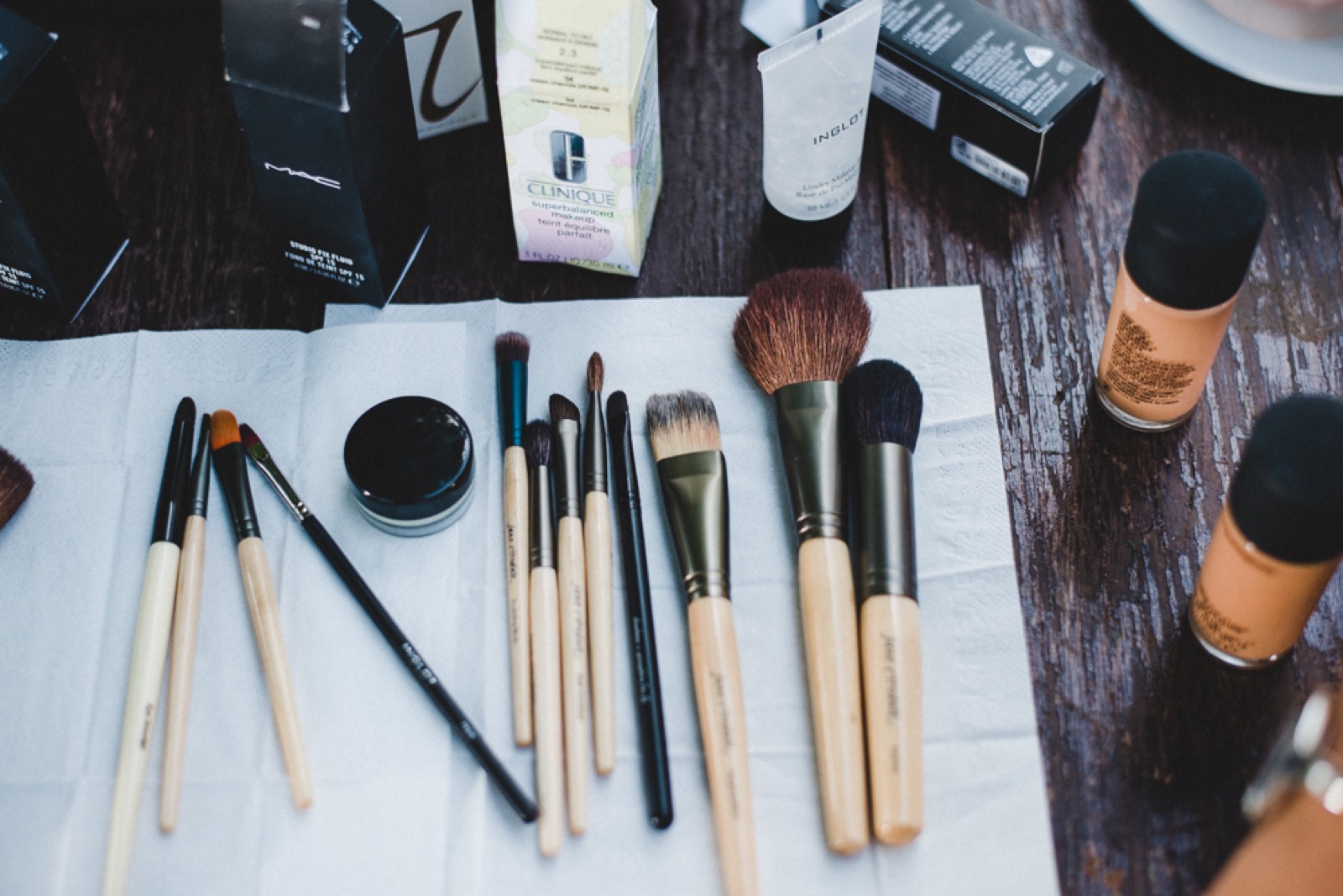 Šminka u toku — detalj