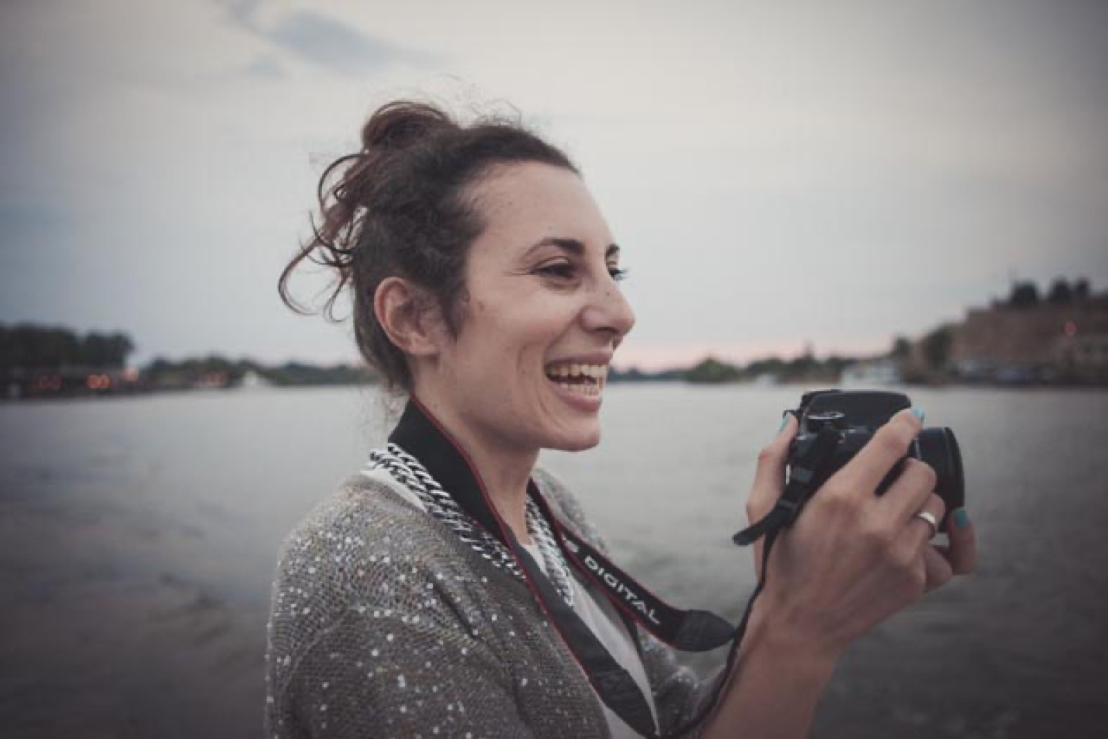 Ostatak ekipe — kafica posle