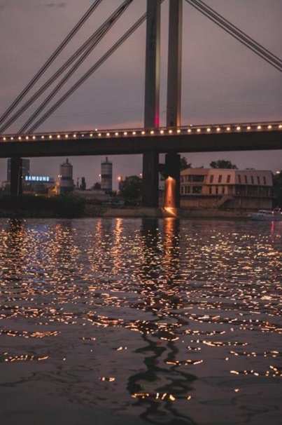 Dušica i Goran — romantičan kadar u sumrak