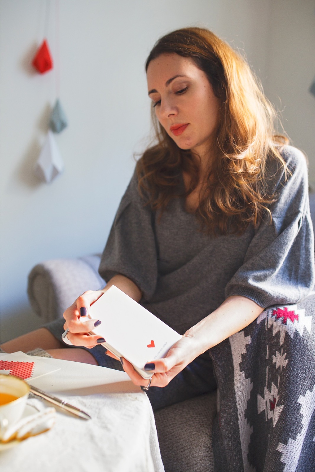 Čestitka — suzice koje čine jelku