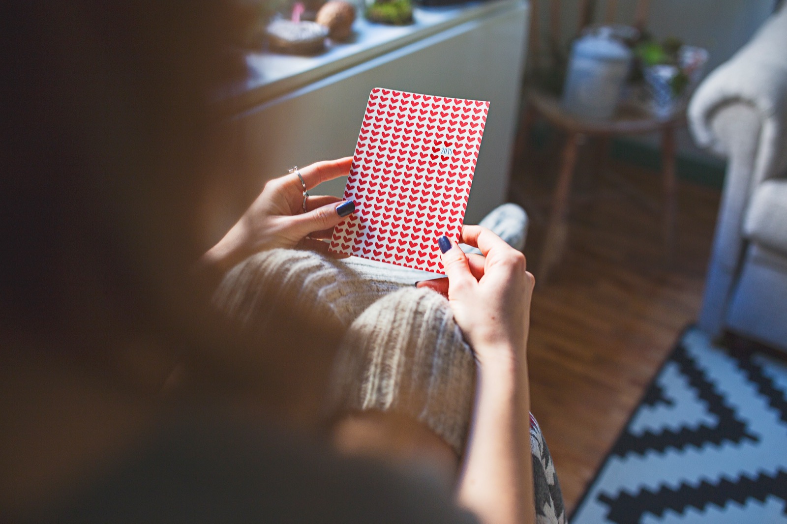 Ćebence inspirisano pirotskim ćilimima u boji