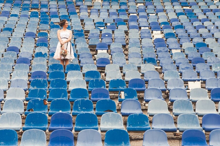 Nataša — portret sa buketom