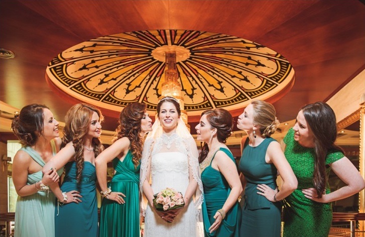 Družba elegantnih muškaraca