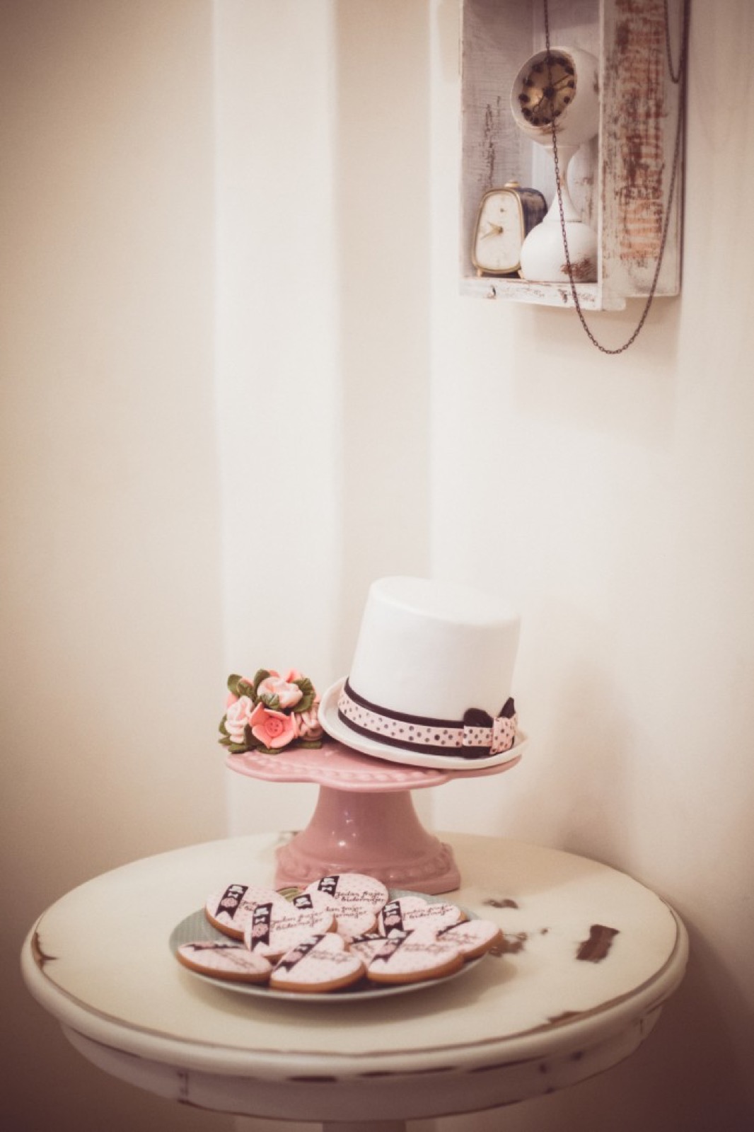 Roze dekoracija i 3D torta na proslavi blogorođendana