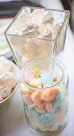 Detalj cveta u laganom fokusu — romantičan kadar