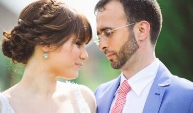 Vesela žurka — gosti plešu i slave