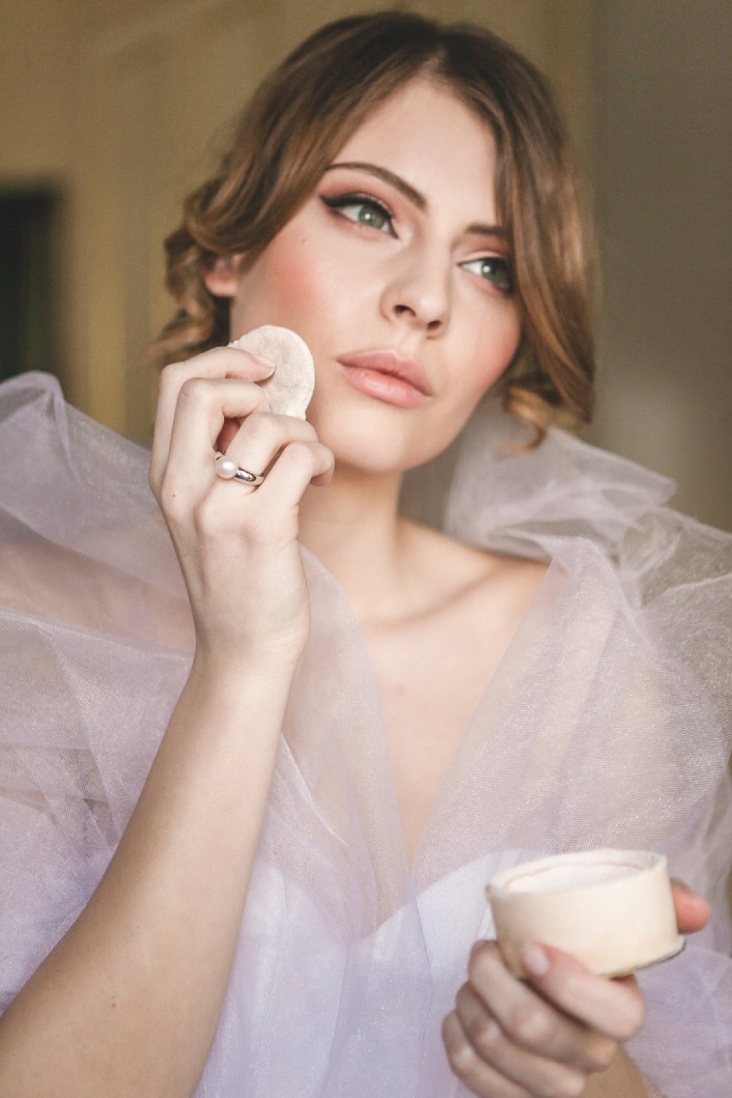 Model kraj ogledala — odraz i svetlost