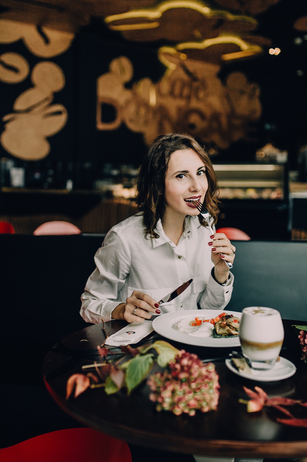 Tri generacije — kadar 5