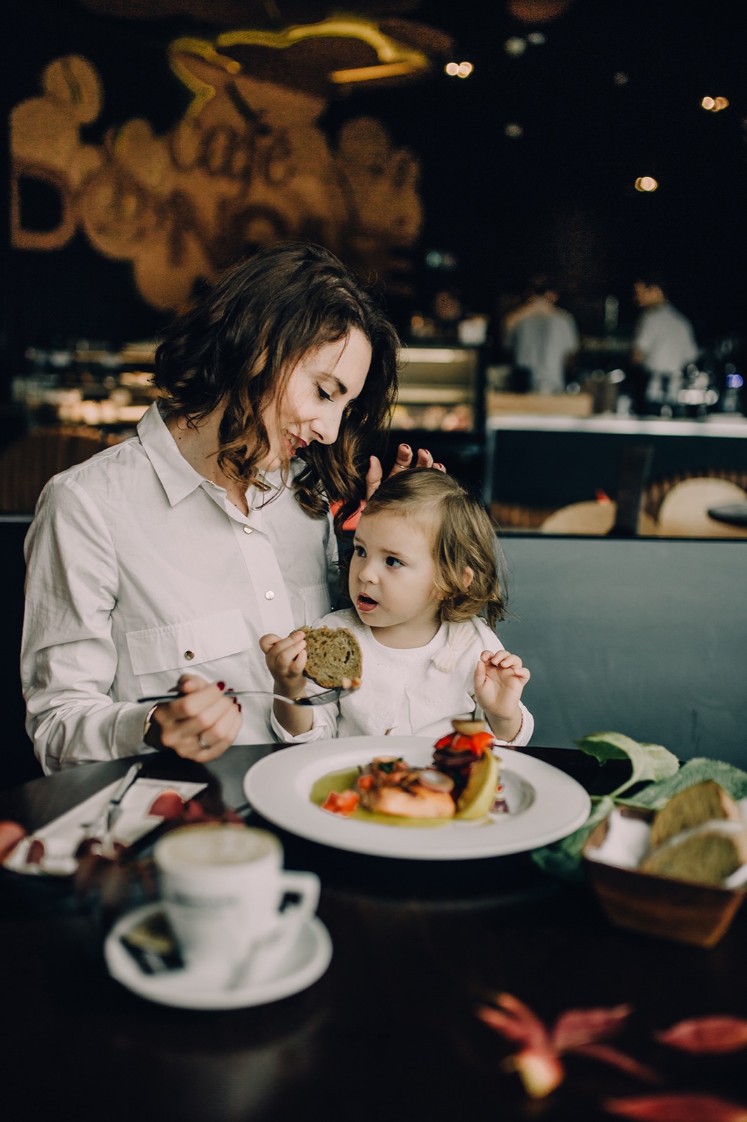 Tri generacije — kadar 10