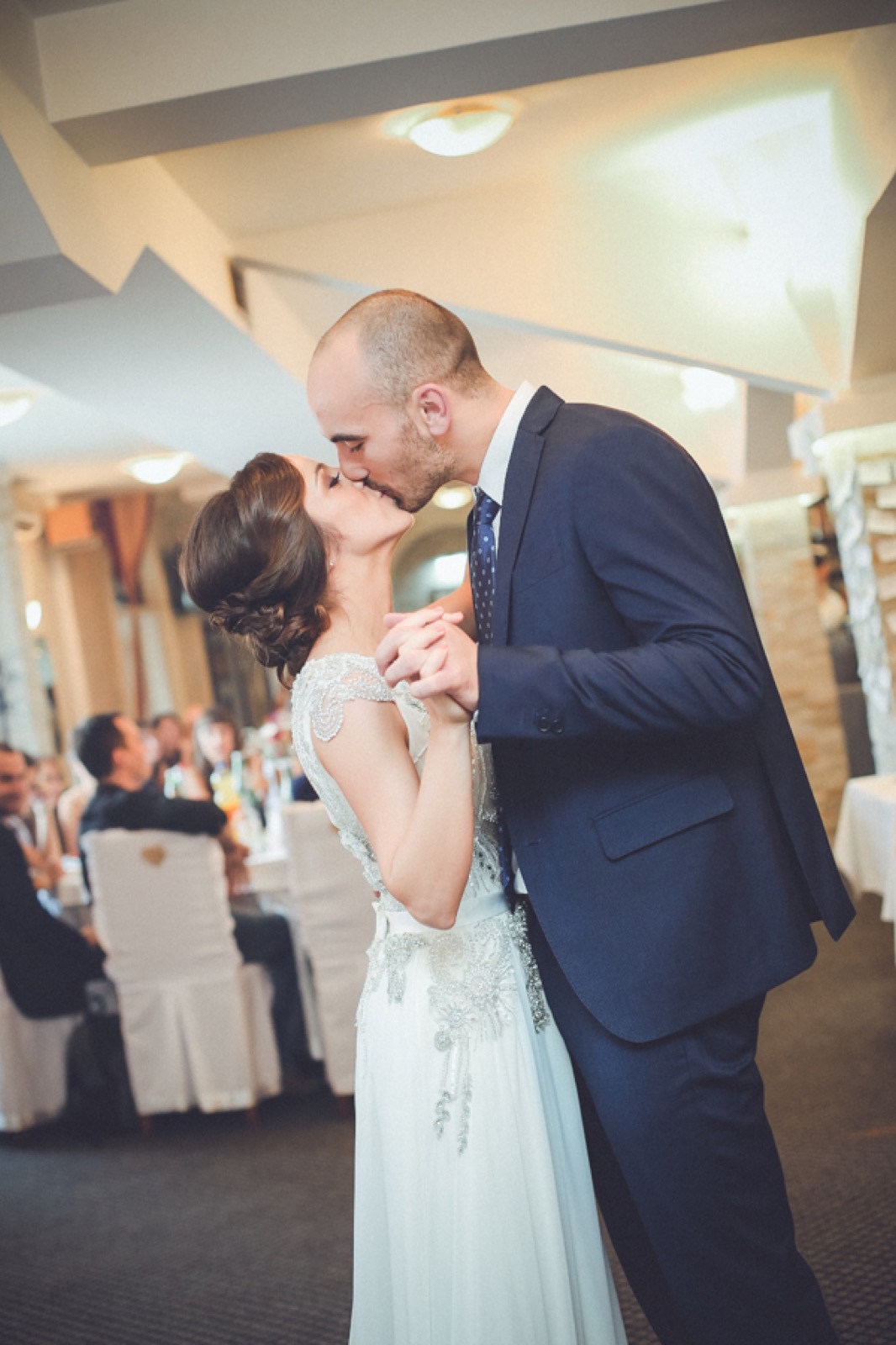 Atmosfera na venčanju — muzika i ples