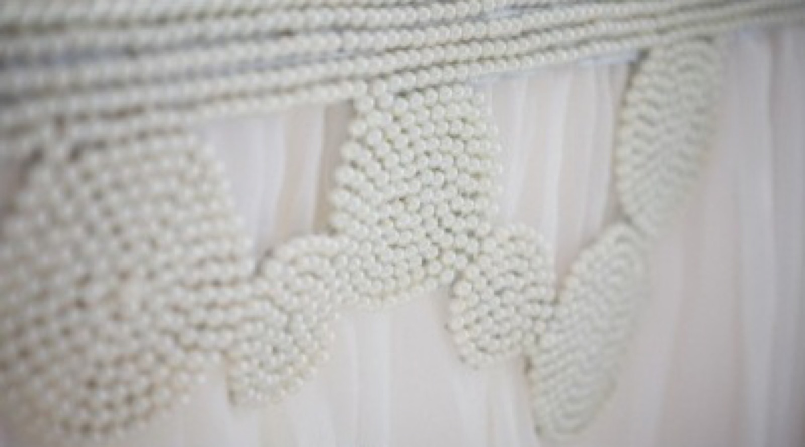 Stolovi sa dekoracijom