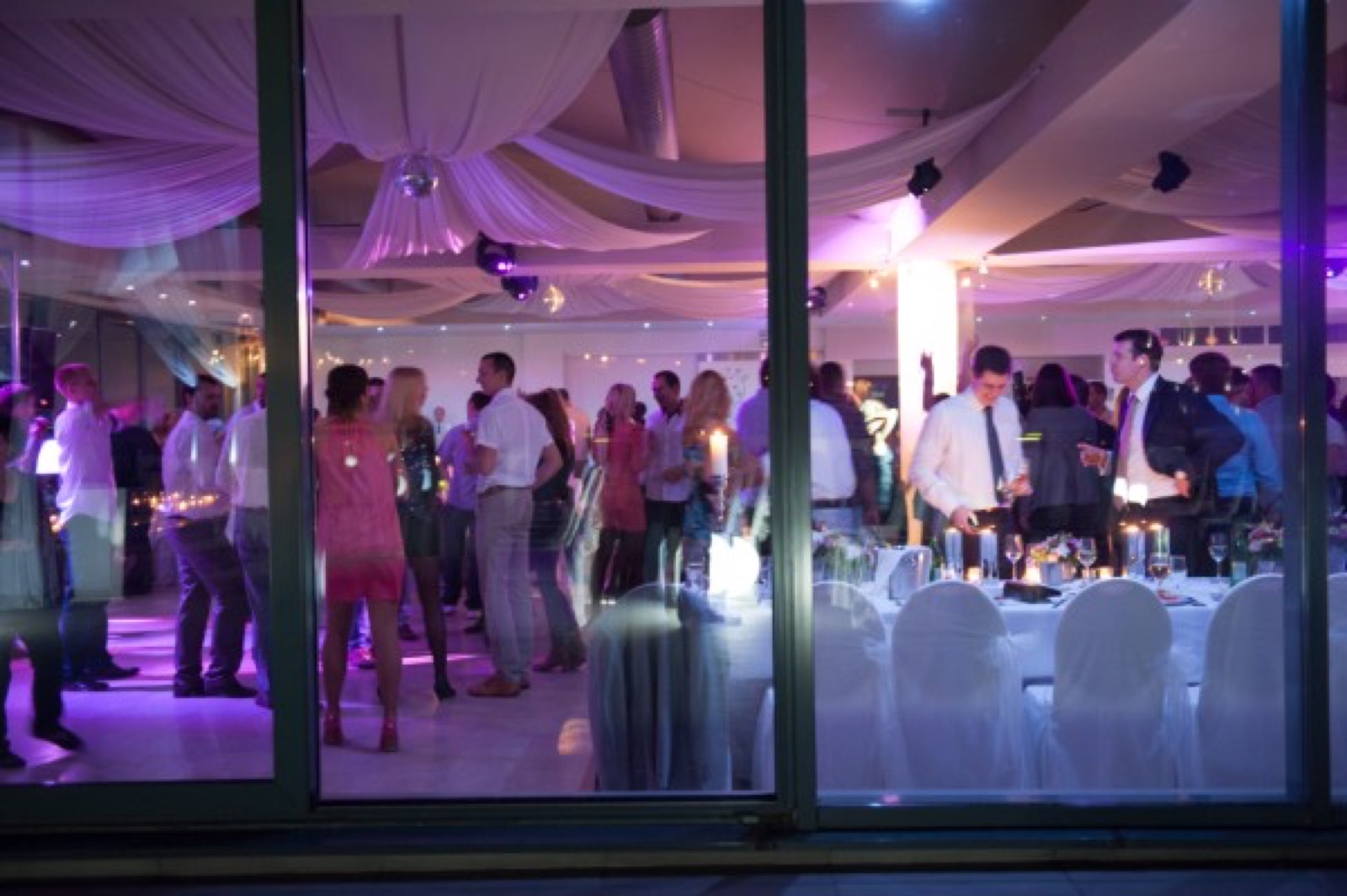 Prvi ples — Gaga i Nenad, nežan romantičan momenat