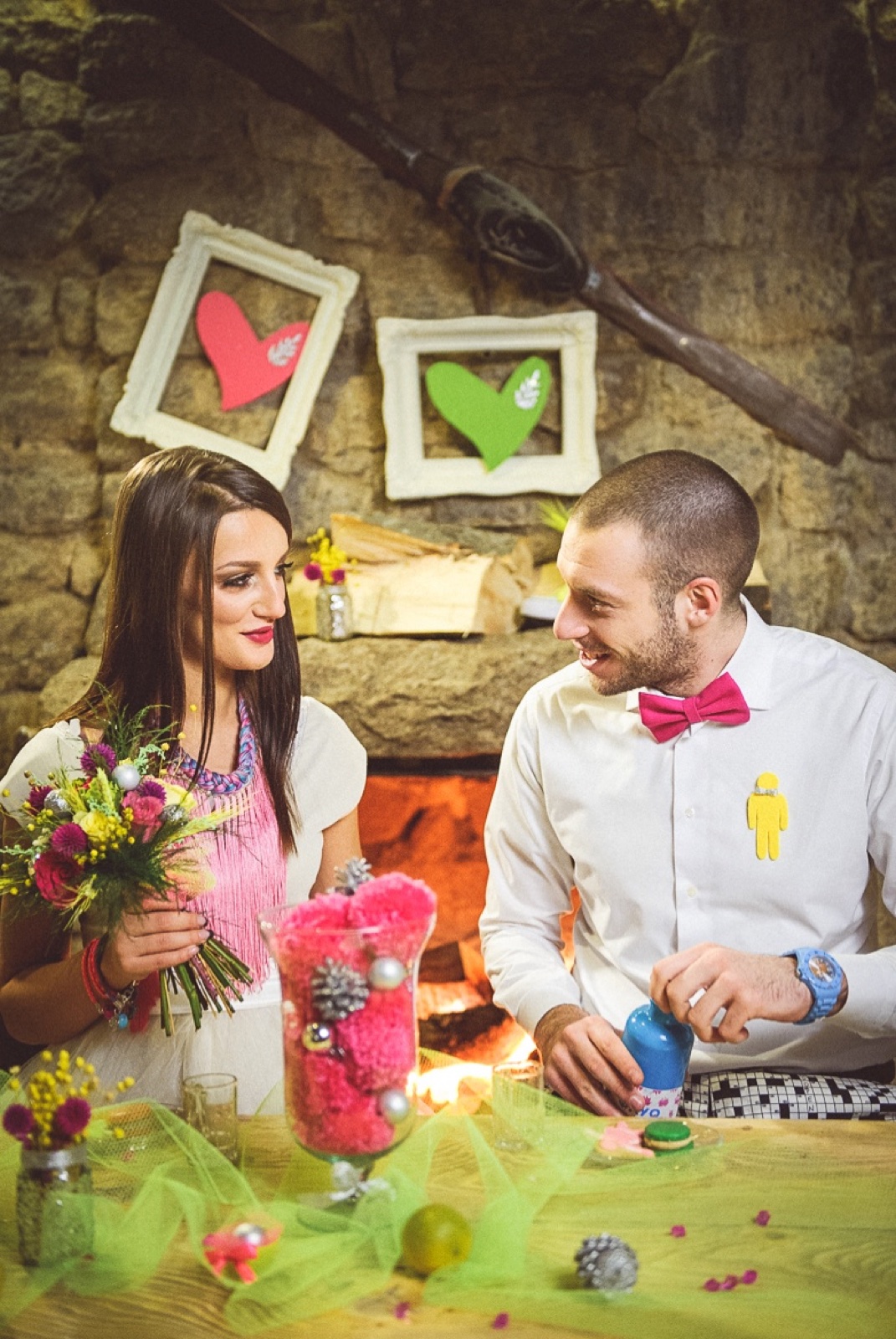 Dekoracija kamin-sale