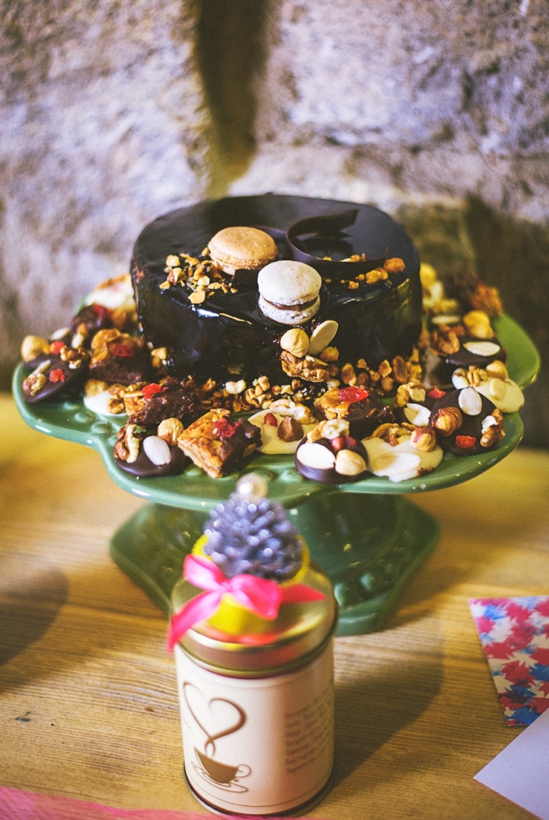 Šišarka na bidermajeru